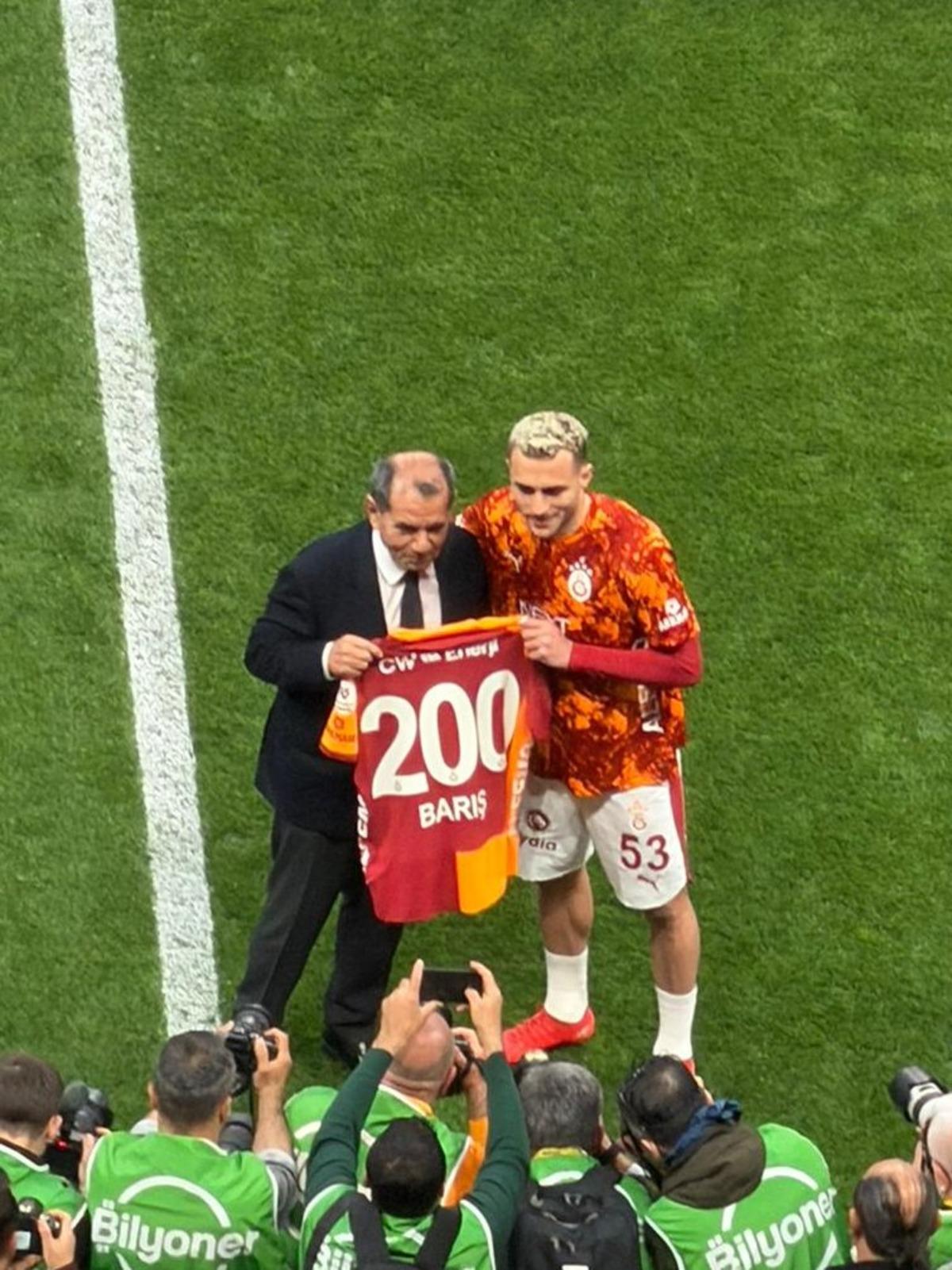 Derbi &ouml;ncesi Barış Alper Yılmaz a &ouml;d&uuml;l! Dalya dedi  2