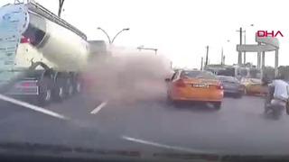 Kerkük'te katliam gibi zincirleme trafik kazası: 6 ölü, 16 yaralı
