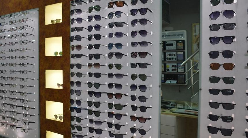 Sahte gözlüklere dikkat