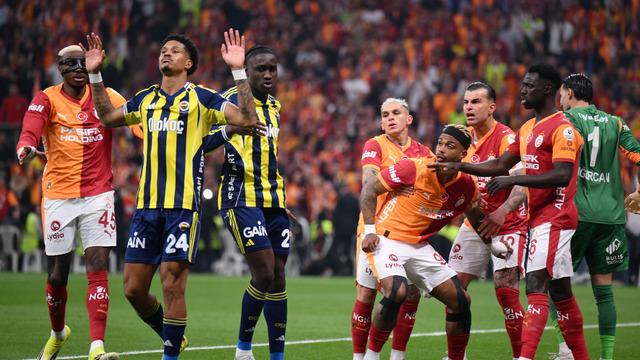 Dünya Galatasaray ve Fenerbahçe'yi konuşuyor! Şaşkına döndüler: Tek taraflı bir mücadele