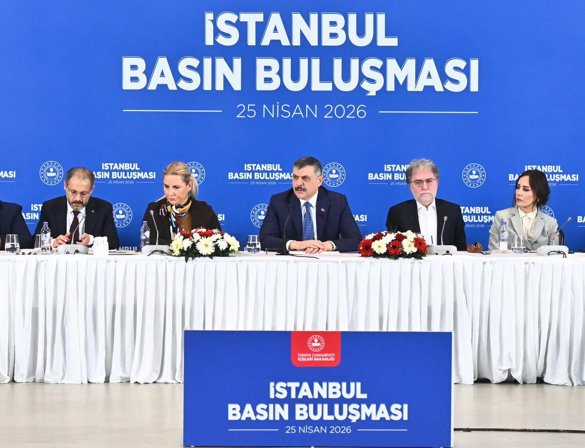 Medya buluşmasına damga vuran çakarlı araç çıkışı! Gazeteci arkadaşlarım da kullanıyor ama... 2