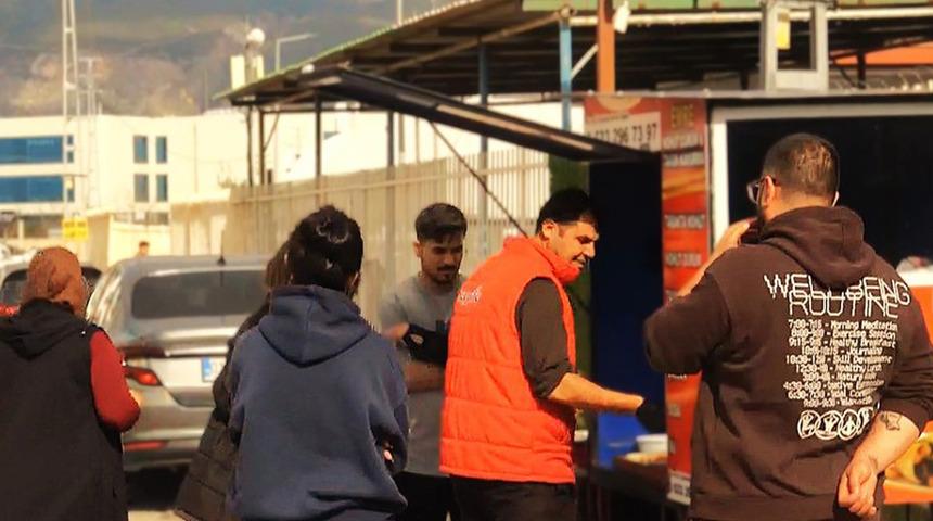 &lsquo;Yiyen şişman yemeyen pişman&rsquo; D&ouml;nerden sıkılan bunu yiyor!