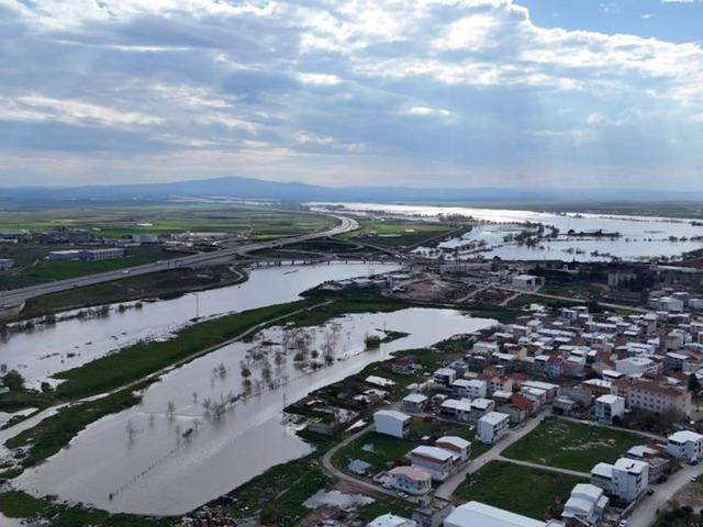 Y&uuml;z g&uuml;ld&uuml;recek gelişme: 'Yasak kalktı' Yağışlar durumu değiştirdi