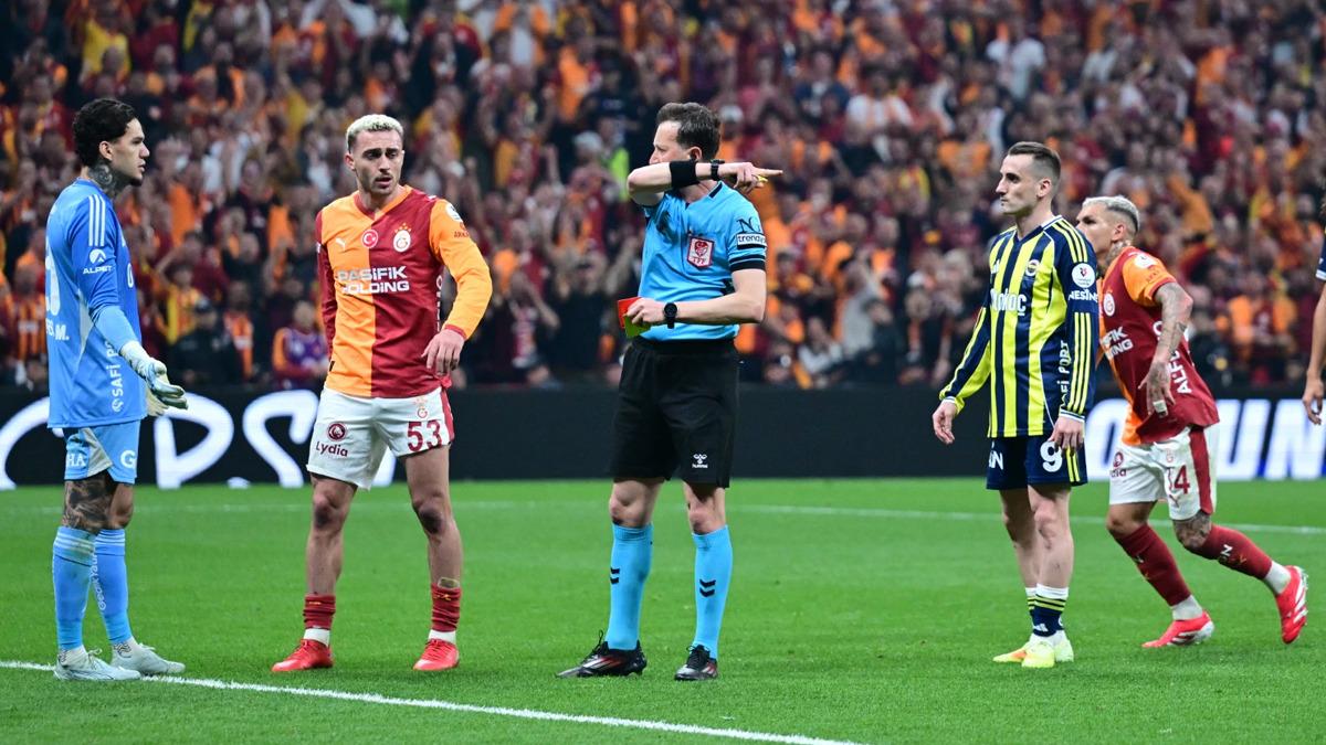 Ederson dan  &Ouml;z&uuml;r  paylaşımı: "Haksızlığa uğradığımıza inanıyorum" 1