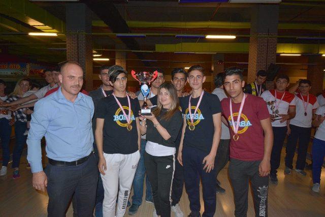 Adana’nın bowling şampiyonları Samsun yolcusu