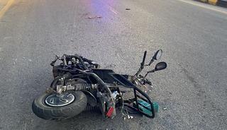 Aydın'da otomobille &ccedil;arpışan elektrikli skuter s&uuml;r&uuml;c&uuml;s&uuml; &ouml;ld&uuml;