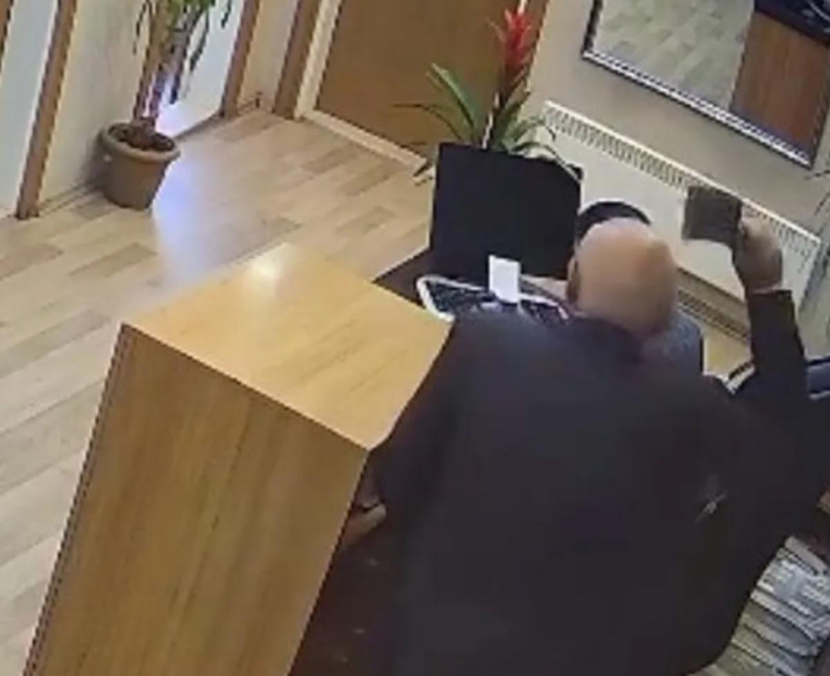 Aybastı Belediyesi nde satırlı saldırı! O anlar kamerada 2