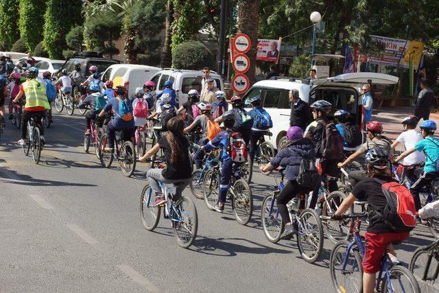 Aydın’da “Bisikletini Al da Gel” etkinliği düzenlendi