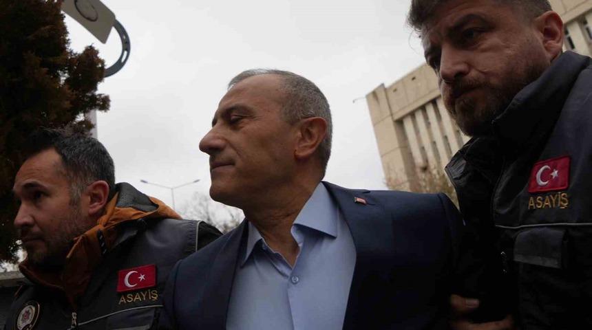 Tuncay Sonel&rsquo;in tutukluluğuna itirazda karar &ccedil;ıktı