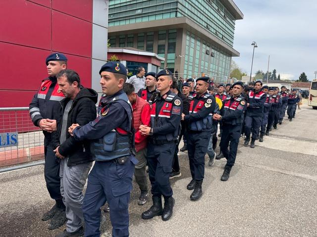 Gaziantep merkezli yasa dışı bahis operasyonunda 70 ş&uuml;pheli tutuklandı 2