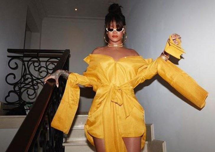 Adele, Rihanna'yı anlattı: Nefes kesici bir güzelliği var G5