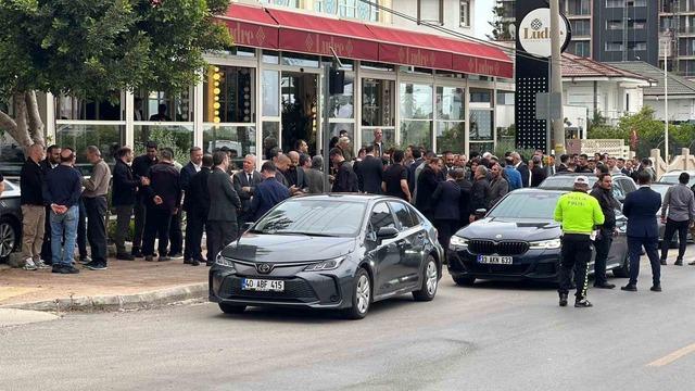 Boğazına çilek kaçarak hayatını kaybeden minik Mustafa Mersin’de toprağa verildi 1