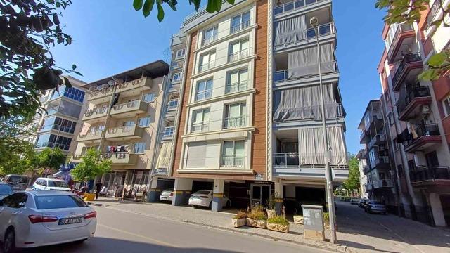 Annesinden haber alamadı, evde cansız bedeniyle karşılaştı 2