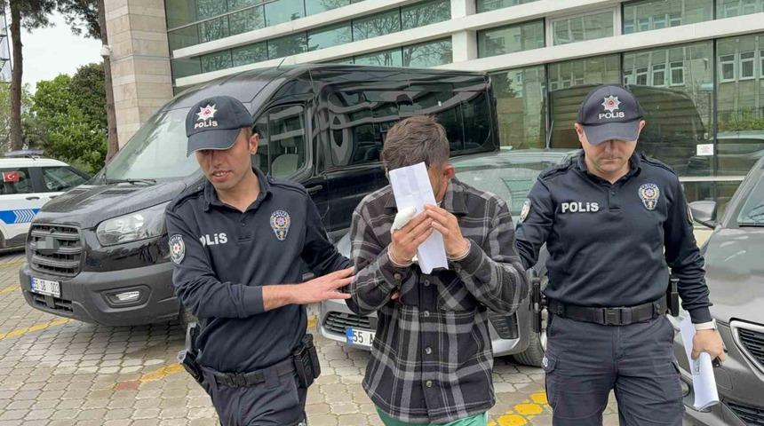 Kavgada bı&ccedil;akla bir kişiyi yaralayan şahıs tutuklandı