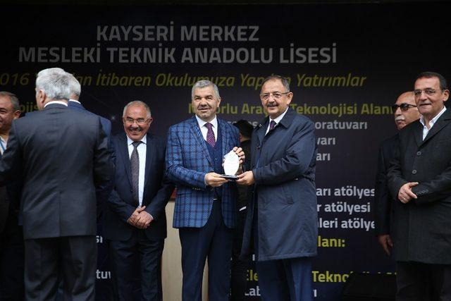 Başkan Çelik: “Türkiye’nin en iyi havacılık lisesi Kayseri’de olacak