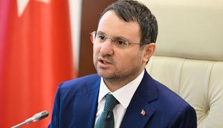 Bakan G&uuml;rlek'ten '27 Nisan e-muhtıra' mesajı! Demokrasi vurgusu