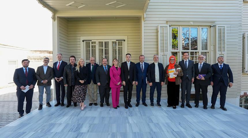 RT&Uuml;K heyeti, K&uuml;lt&uuml;r ve Sanat Politikaları Kurulu Toplantısı'na katıldı