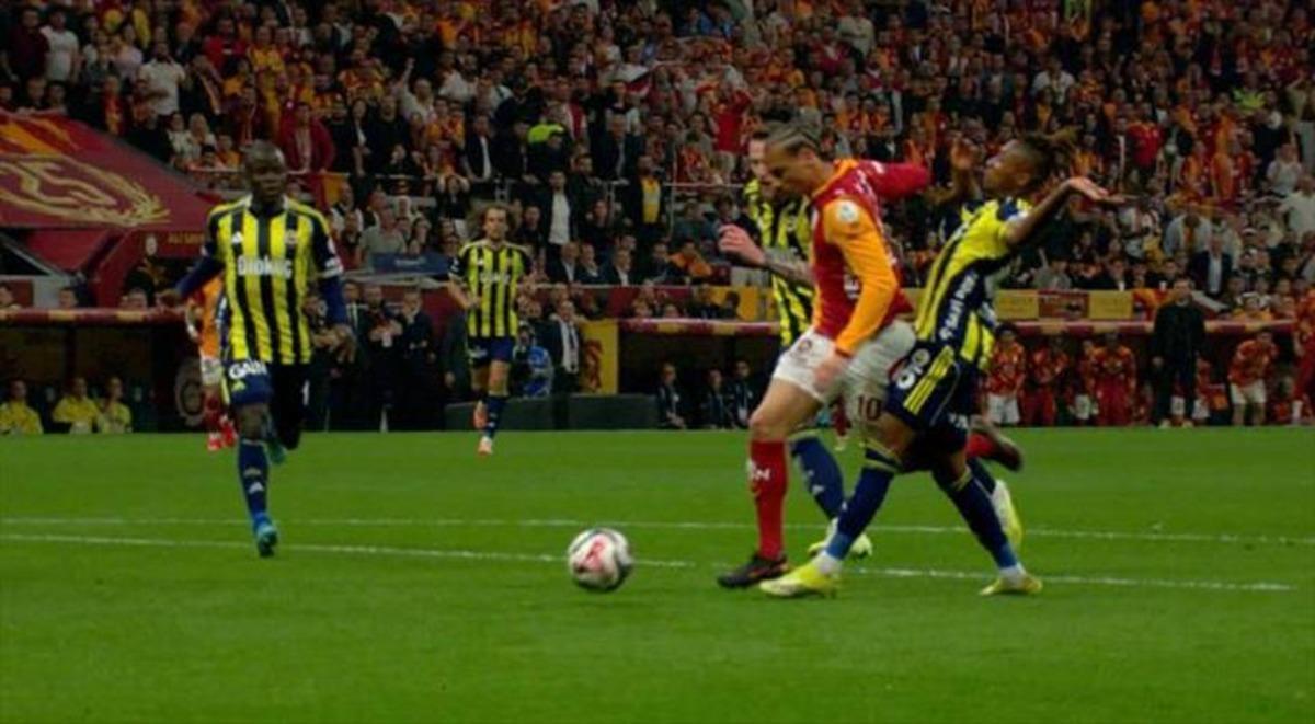 GALATASARAY ŞAMPİ&hellip; 4