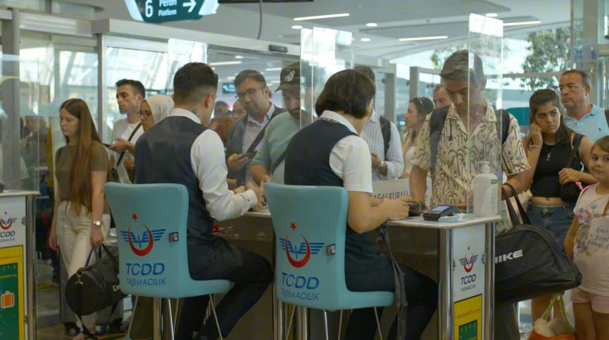 Demiryollarında yeşil d&ouml;n&uuml;ş&uuml;m: Yolcu Taşıma Platformu ile 3 bin ağacın kesilmesi &ouml;nlendi 1