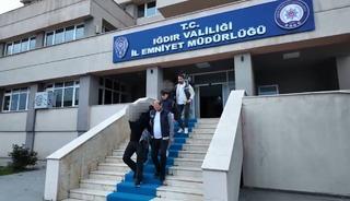 Iğdır&rsquo;da g&ouml;&ccedil;men ka&ccedil;ak&ccedil;ılığı operasyonu: 3 ş&uuml;pheli tutuklandı