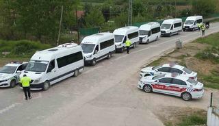 Erbaa&rsquo;da kurallara uymayanlara servis s&uuml;r&uuml;c&uuml;lerine ceza yağdı