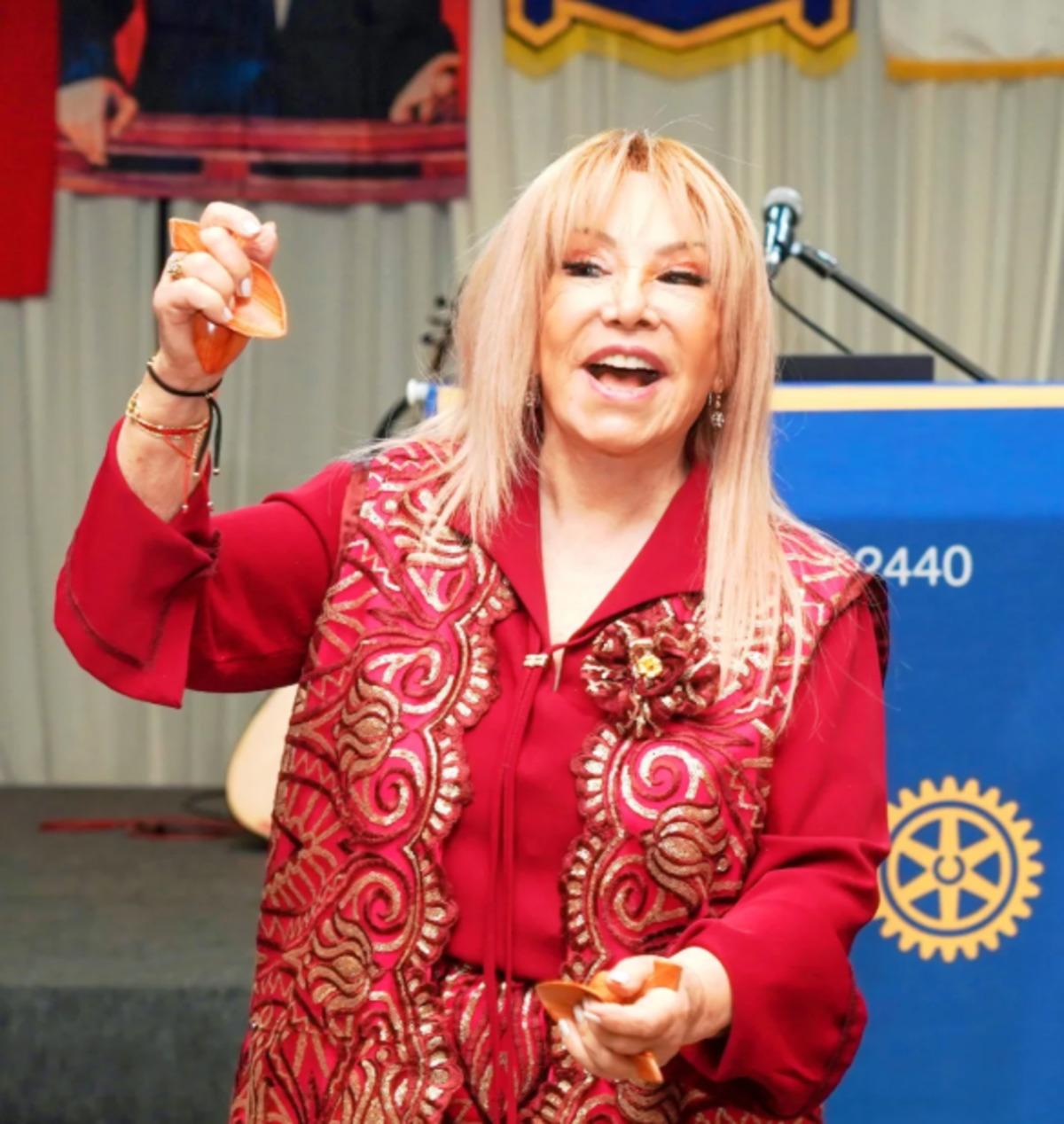 Bedia Akart&uuml;rk y&uuml;z&uuml;n&uuml; gerdirmişti! Son hali ortaya &ccedil;ıktı 1