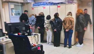 Tepki &ccedil;ekmişti! O plaza &ccedil;alışanlarına hapis istemi