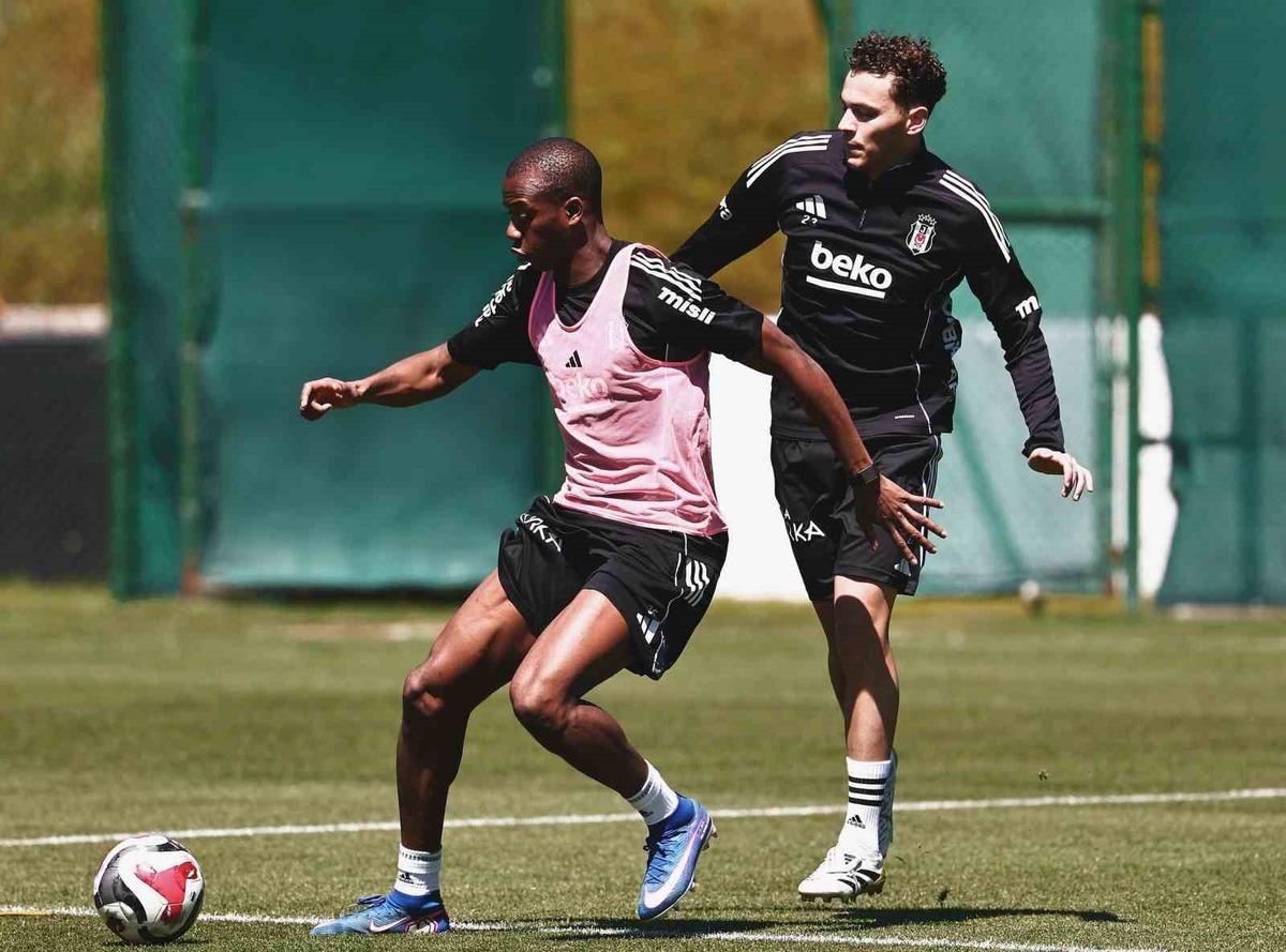 Beşiktaş, Gaziantep FK ma&ccedil;ı hazırlıklarına başladı 2