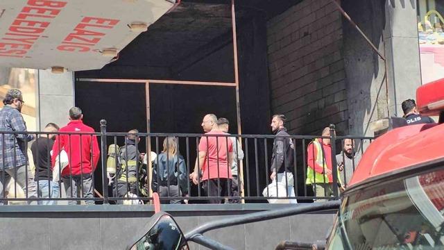 Elazığ&rsquo;da korkutan yangın 2