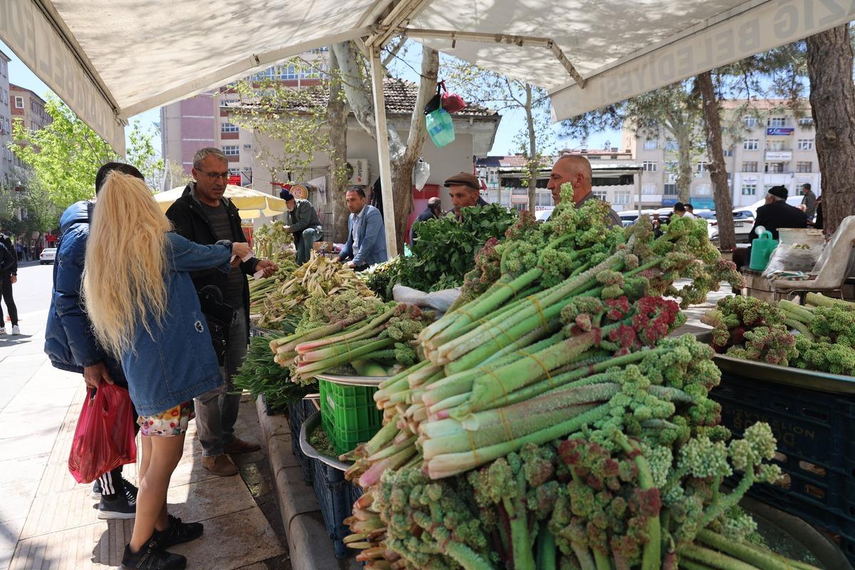 Yılda bir kez &ccedil;ıkar herkes gidip toplayamaz! Kilosu 750 TL 1