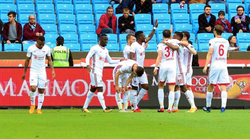 Trabzonspor 0 - 2 Sivasspor ma&ccedil; &ouml;zeti (Puan durumu)