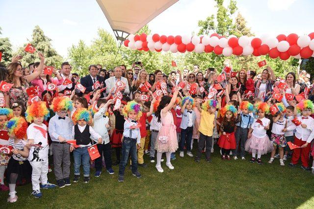 Büyükşehir’in miniklerinin bayram coşkusu