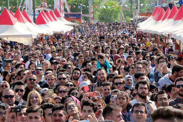 SoloTürk'ten nefes kesen gösteri