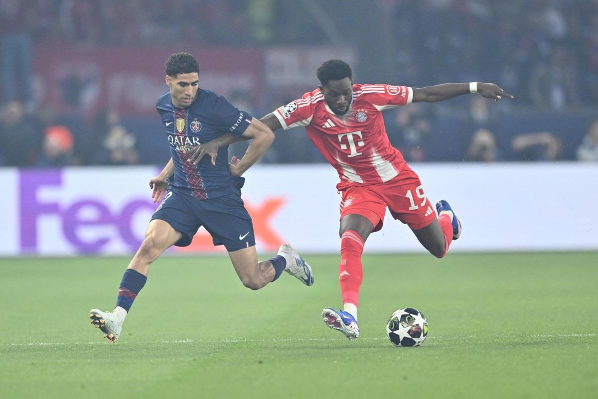 Şampiyonlar Ligi nde tarih yazıldı! PSG-Bayern ma&ccedil;ında gol yağmuru 3