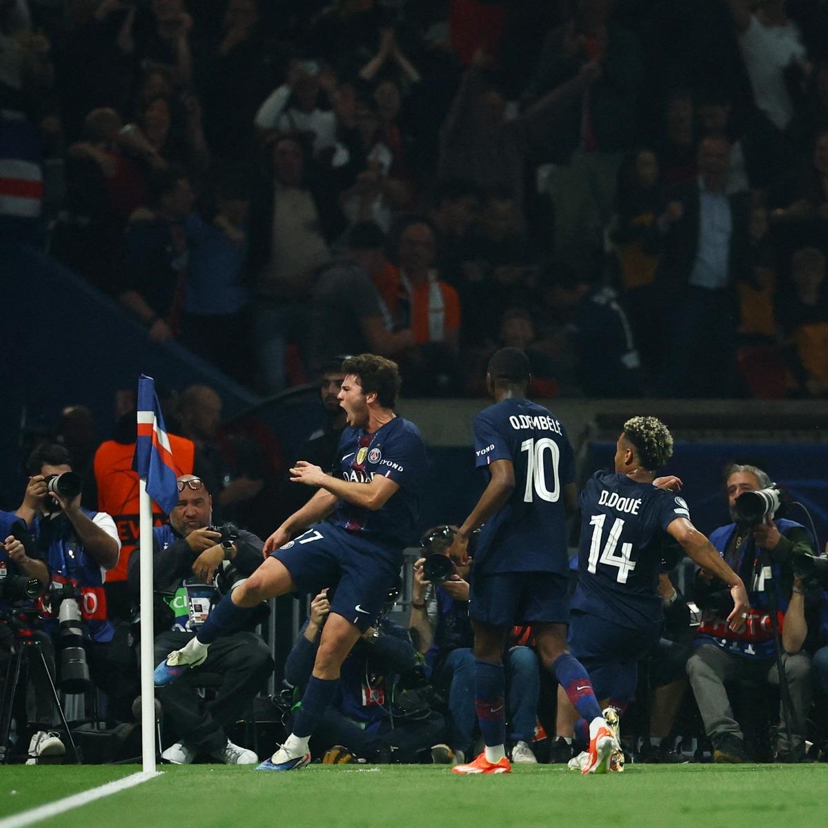 Şampiyonlar Ligi nde tarih yazıldı! PSG-Bayern ma&ccedil;ında gol yağmuru 2