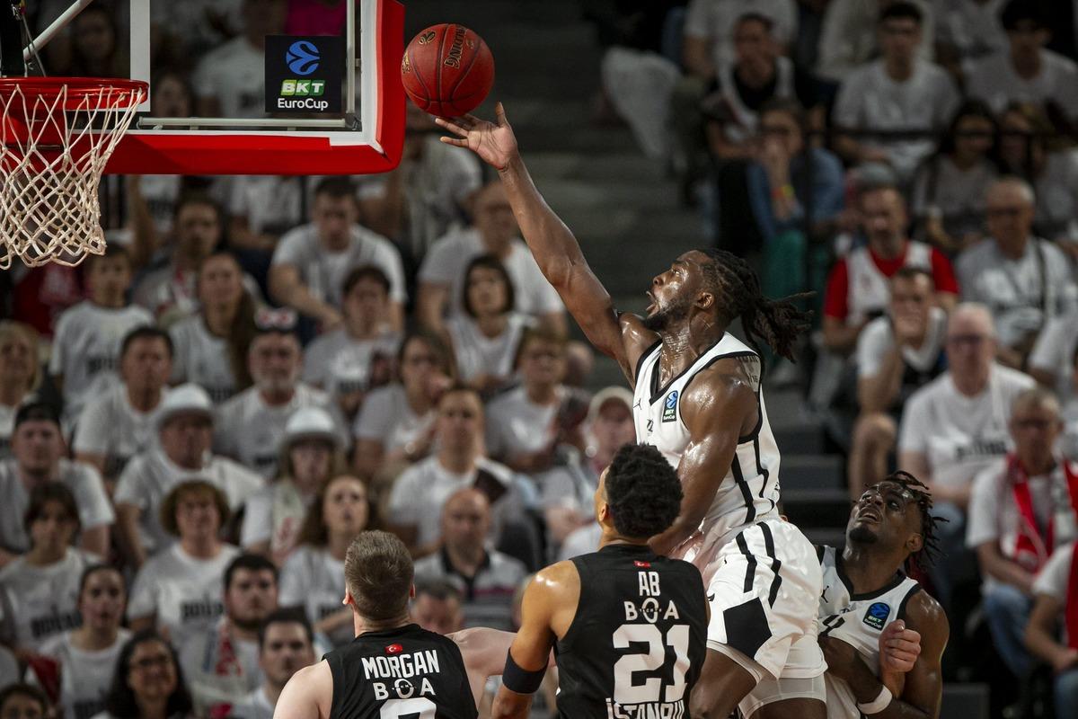 Temsilcimiz Beşiktaş Eurocup finalinde Bourg a kaybetti!  1
