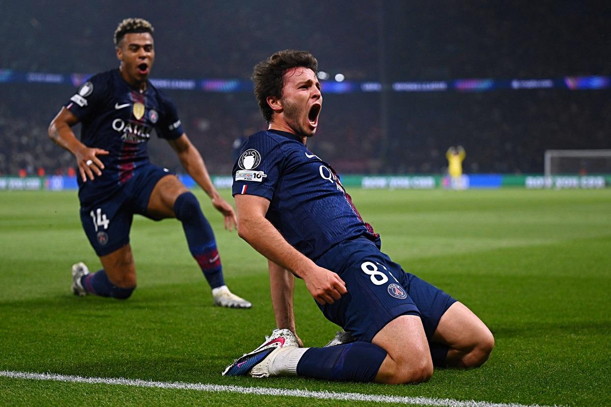 Şampiyonlar Ligi nde tarih yazıldı! PSG-Bayern ma&ccedil;ında gol yağmuru 5