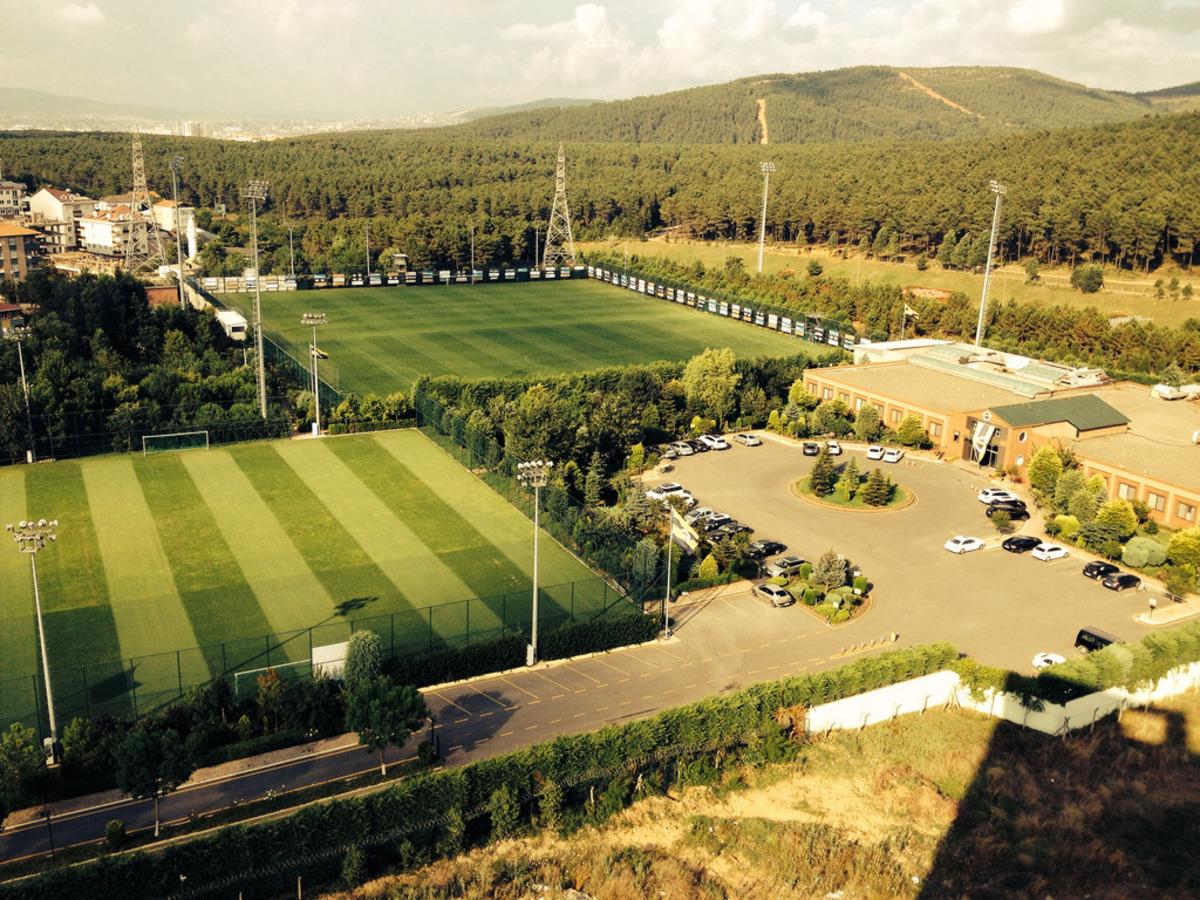 Samandıra karıştı! Futbolcular da o isimden rahatsız: Bireysel hareketleri tepki çekti 1