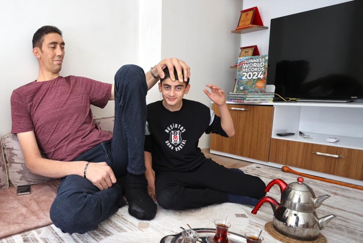 D&uuml;nyanın en uzun adamı Sultan K&ouml;sen ilk kez anlattı! Eşi neden terk etti? 1