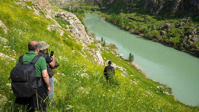 Fırat Nehri kıyısında 5 bin yıllık sır! Akın akın görmeye geliyorlar