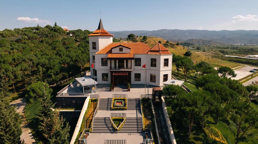 T&uuml;rkiye K&uuml;lt&uuml;r Yolu Festivali ilk kez Aydın'da! Bakan Ersoy: &ldquo;Aydın'ın k&uuml;lt&uuml;rel zenginliklerini daha g&ouml;r&uuml;n&uuml;r kılacağız&rdquo; 