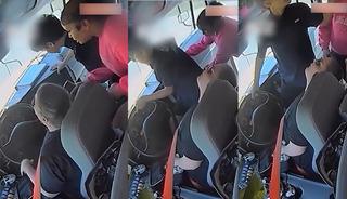 S&uuml;r&uuml;c&uuml; yolda bayıldı: Ortaokul &ouml;ğrencileri bakın ne yaptı