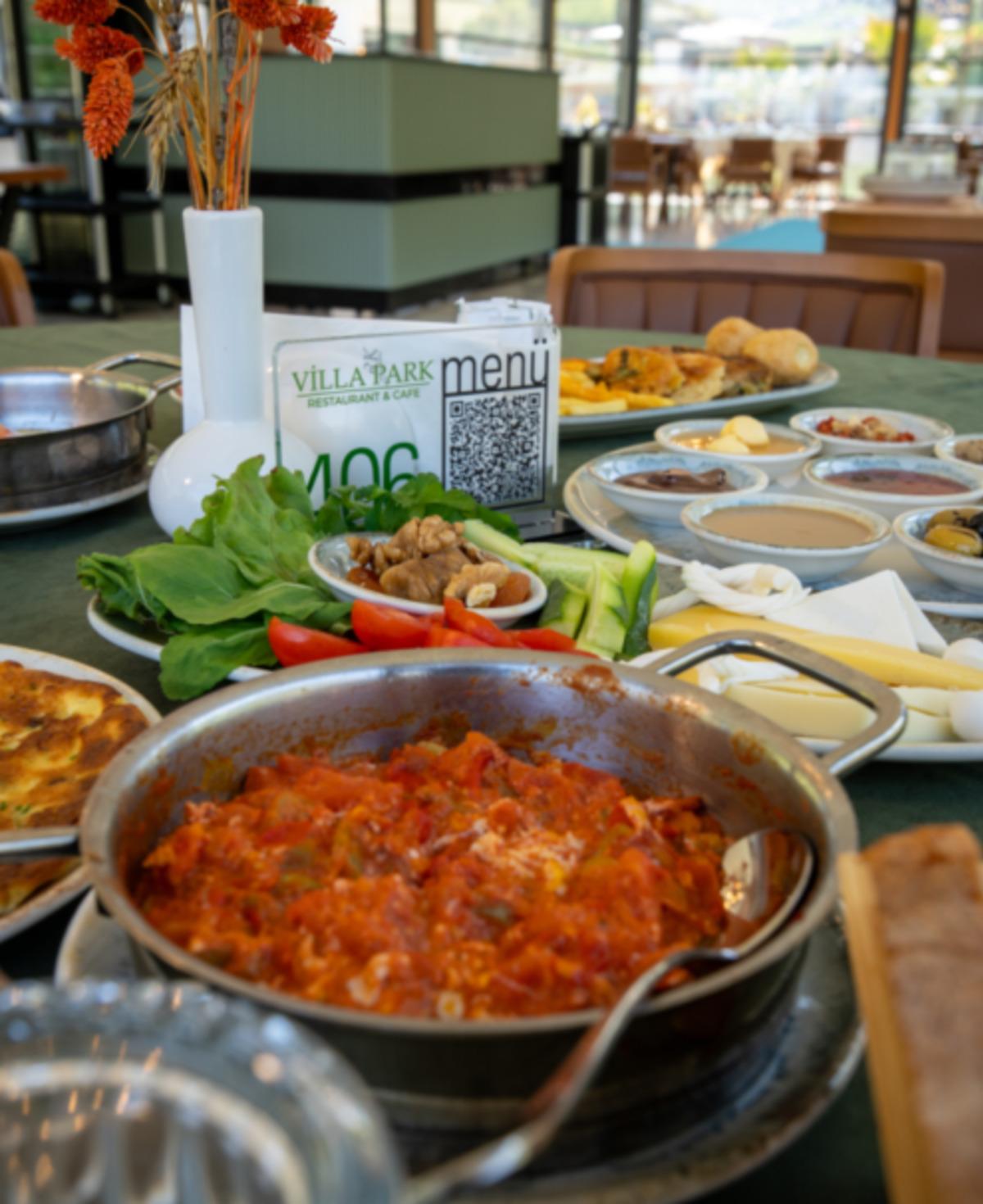 Trabzon&rsquo;da gidilmesi gereken mekanlar arasında &ouml;ne &ccedil;ıkıyor: Villa Park Sera G&ouml;l&uuml; 2