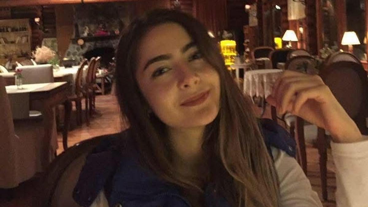 Kadın avukat davayı geri &ccedil;ekmeyince &ouml;ld&uuml;r&uuml;ld&uuml;! Cinayet anı kamerada 1