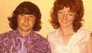 Derisini y&uuml;z&uuml;p et kancasına astı! Cesetten yemek hazırladı