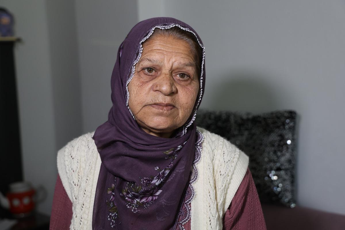 Yaşlı kadına emekli maaşı tuzağı! 3 ay d&uuml;zenli aldı, bankaya gidince ger&ccedil;ek ortaya &ccedil;ıktı 2