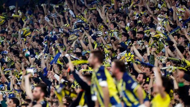 Fenerbahçe'den RAMS Başakşehir FK maçında 18 yaş altı taraftara ücretsiz bilet