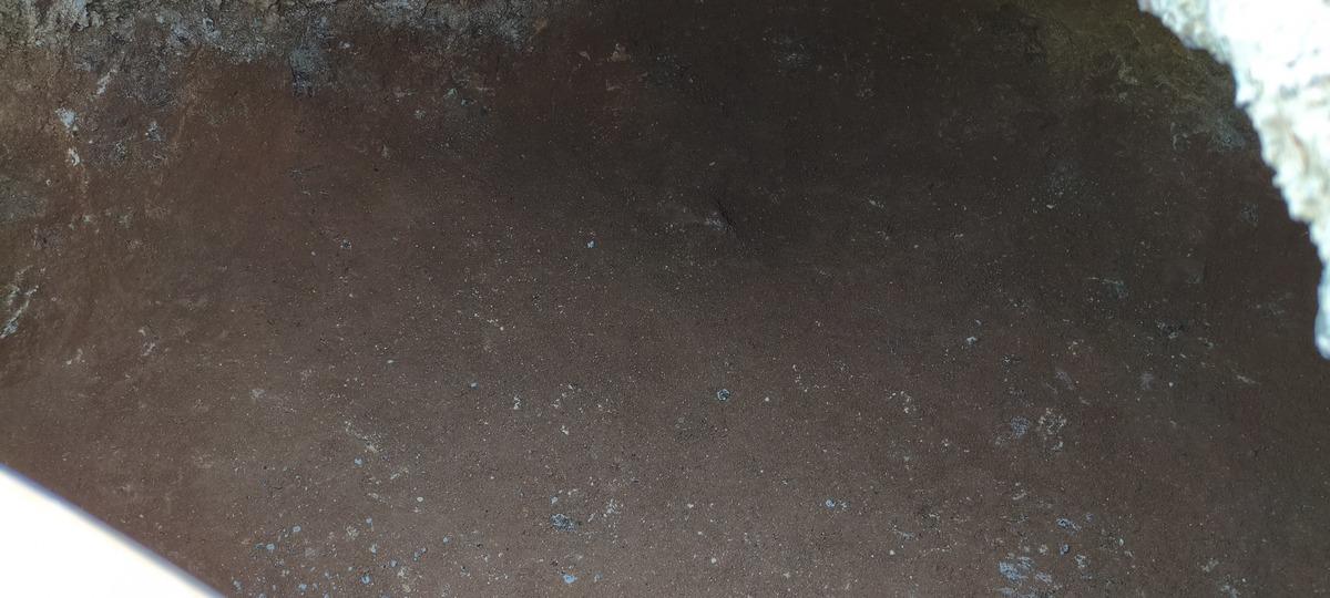 Belediye kazısında bulundu! İ&ccedil;inden k&uuml;p ve insan kemikleri &ccedil;ıktı 2