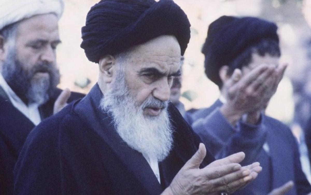 MİT  &ccedil;ok gizli  belgeyi paylaştı! Humeyni nin o ile yerleştirilme yazısı... 1