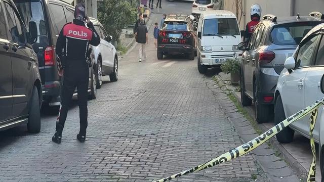 Okul polisine saldırı! Ekipler uyarı ateşi açtı, berber yanlışlıkla vuruldu 